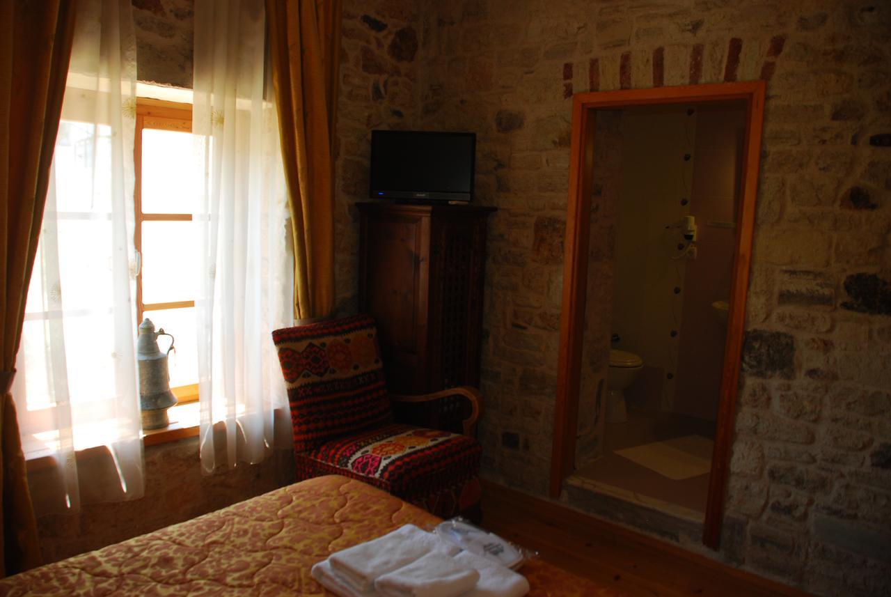 Foca Antik Otel Foça Exterior foto